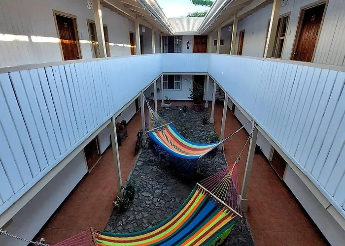 Hotel M&m House