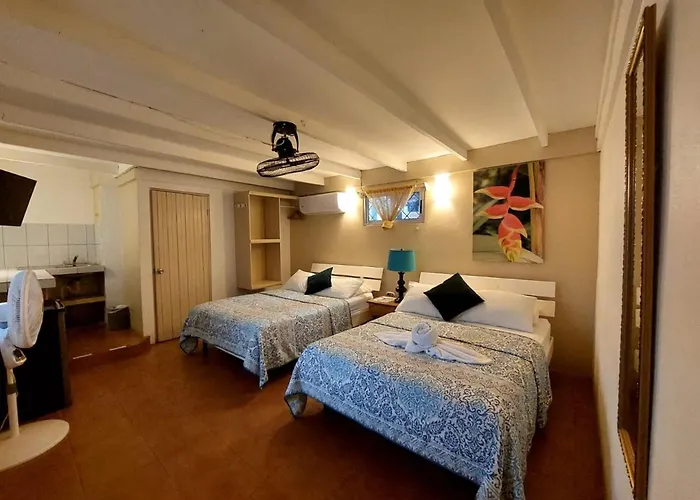 M&m House Hotel